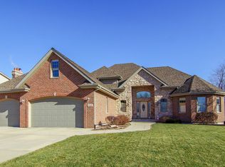 21243 S Wooded Cove Dr, Elwood, IL 60421