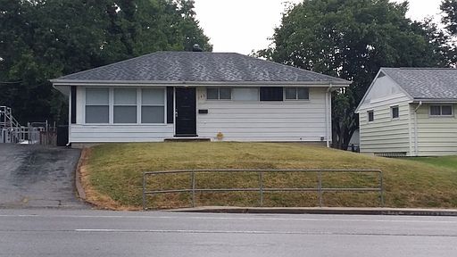 1st image of 143 Kingston Dr