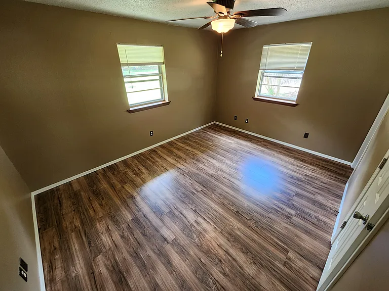 14431 County Road 3587 — Photo 7