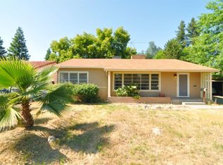 990 W Eymann Ave, Reedley, CA 93654