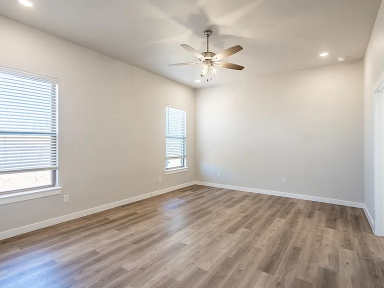 5905 Settler Ave — Photo 21