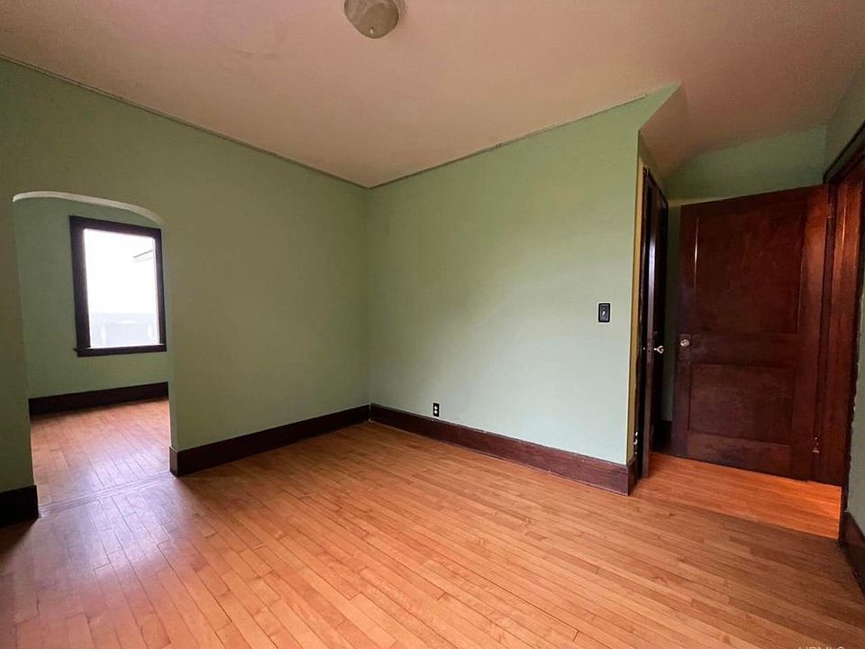 1st image of 657 Lake Ave #A
