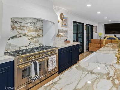 5910 Victoria Ave, Riverside, CA, 92506