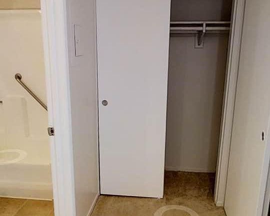 3rd image of 530 S Berendo St APT 248