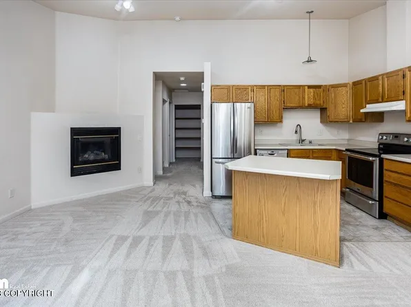 1000 Lakewood Ct APT 6, Anchorage, AK 99515