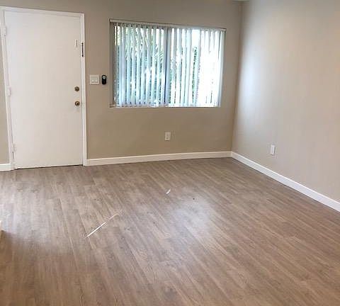 3rd image of 3918 Oregon St #2