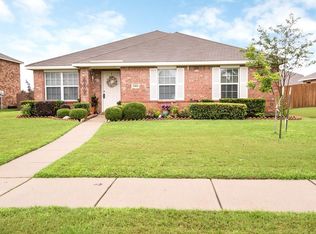 2404 Creekdale Dr, Denton, TX 76210