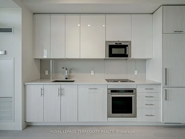 330 Richmond St W #2308 — Photo 2
