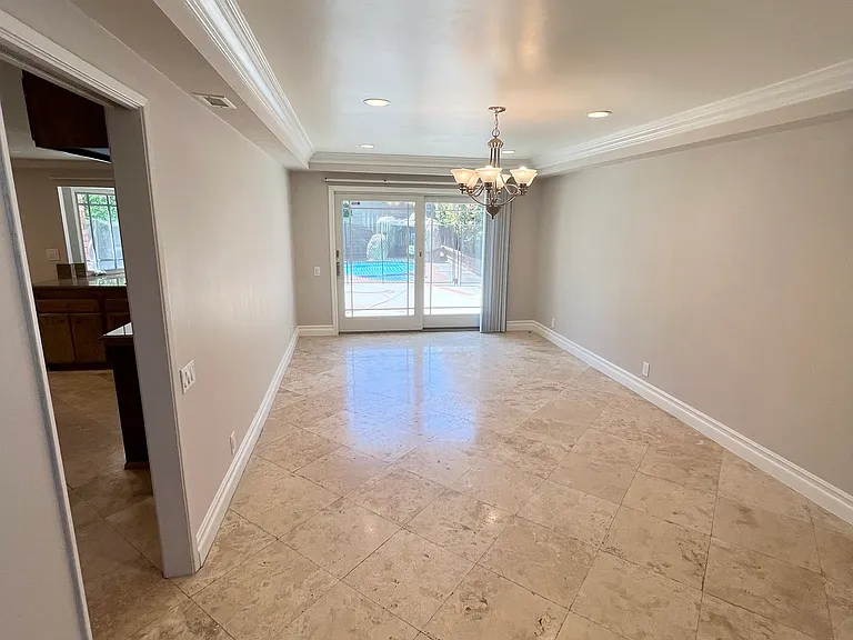 17141 Green Ln — Photo 7