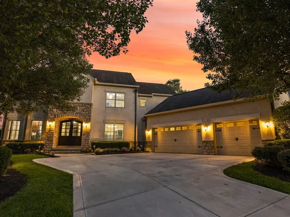 4486 Village Club Dr, Powell, OH 43065