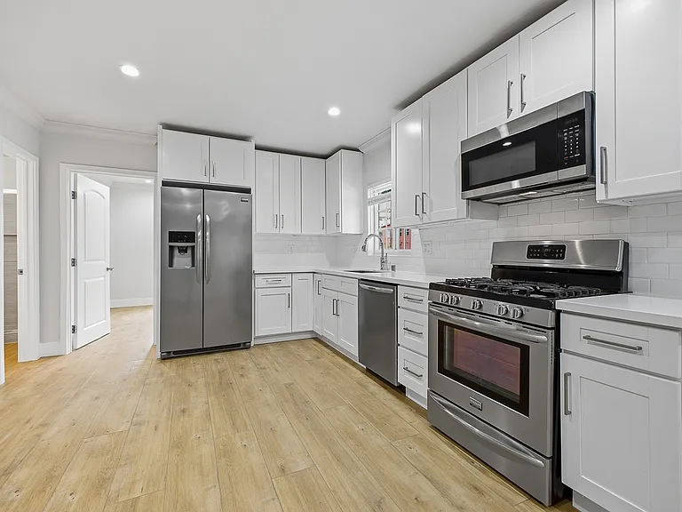 243 Crandall St — Photo 6
