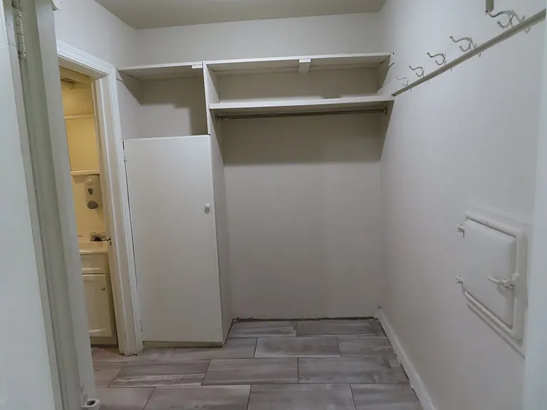 922 Fulton St — Photo 14