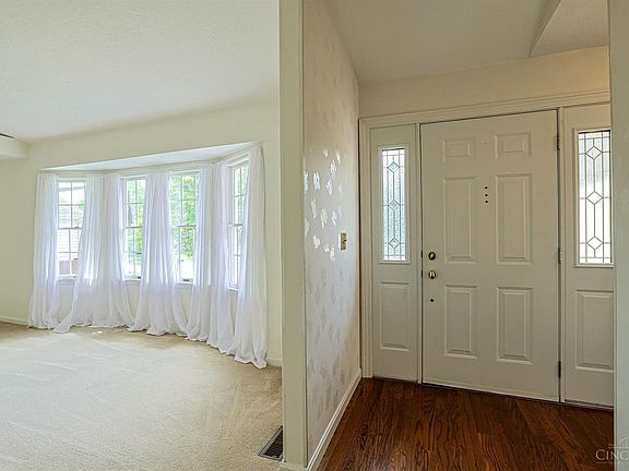 5th image of 1902 Sandcliff Dr