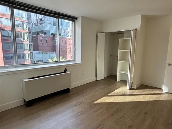 510 West 52nd Street image 5 of 6