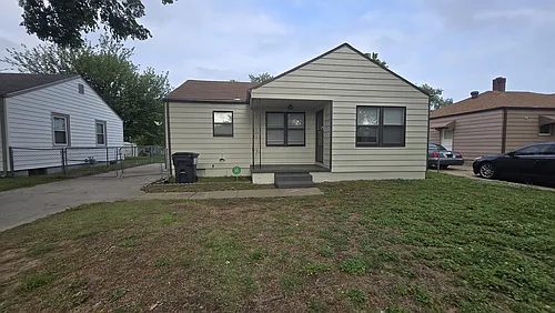2012 S Lulu Ave Photo 1