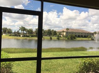 9081 Gervais Cir APT 807, Naples, FL 34120