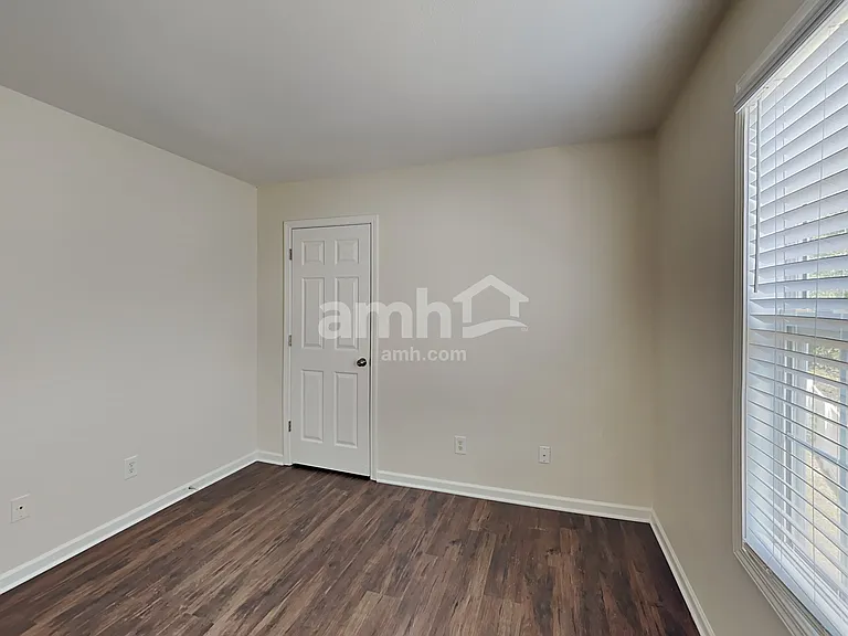 11234 Heritage Green Dr — Photo 18