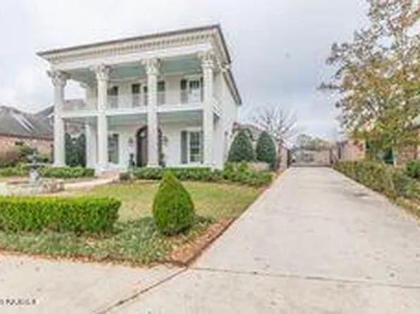 306 Princeton Woods Loop, Lafayette, LA 70508