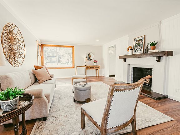 4th image of 44 Maplehurst Rd