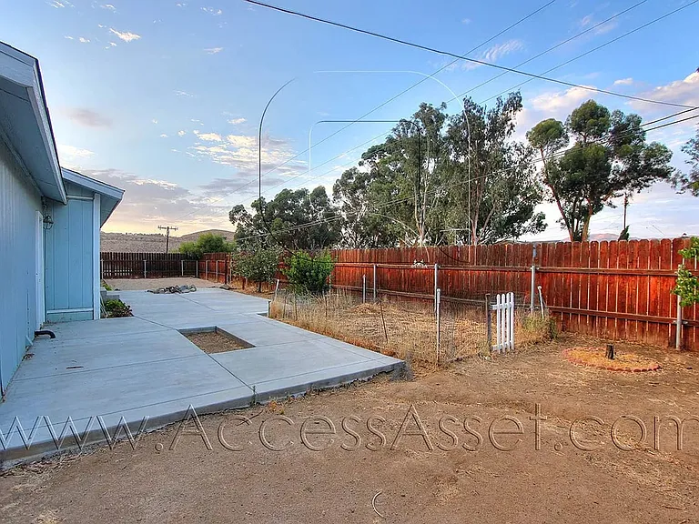 16364 Stevens Ave — Photo 18