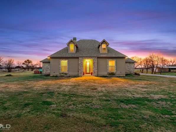 1295 Caplis Sligo Rd, Bossier City, LA 71112