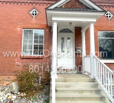 2nd image of 745 E Hawthorne Ave #0