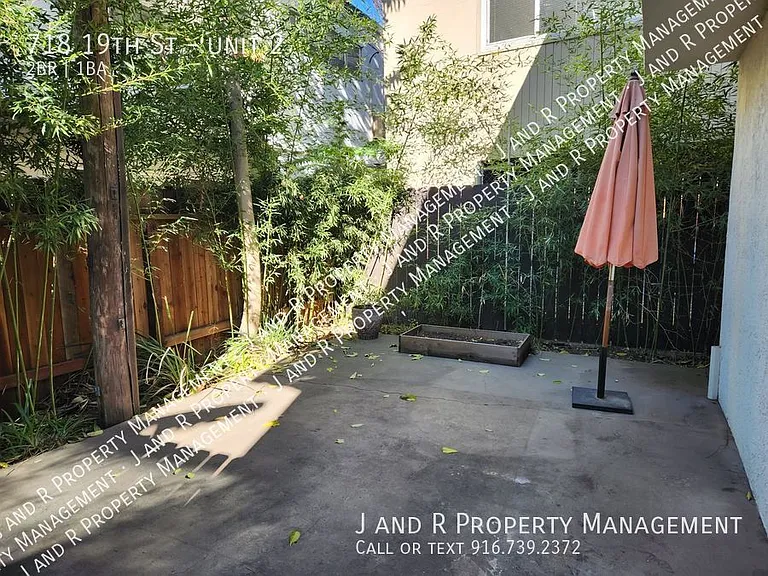 718 19th St #2 — Photo 7