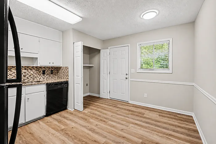 886 Martin Heights Dr NW #B — Photo 26