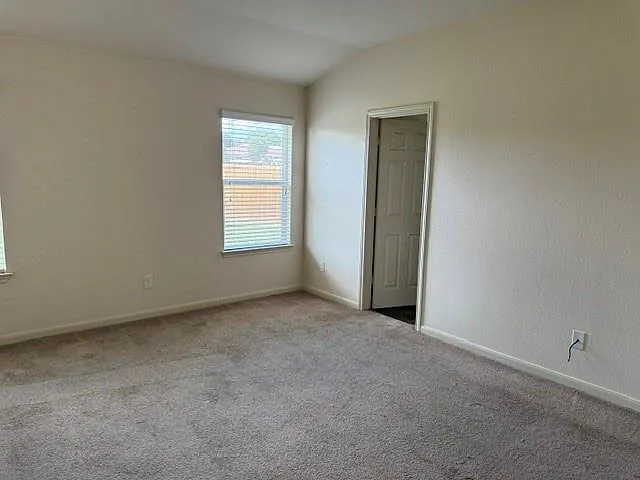173 Cazador Dr — Photo 7