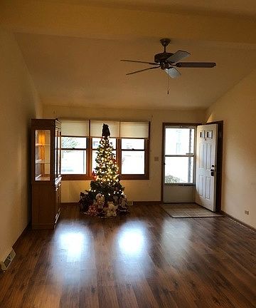 4th image of 1962 Sandy Creek Dr #4