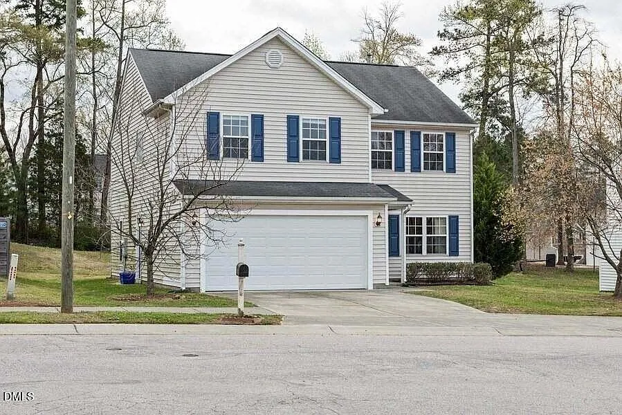 4 bed, 2.5 bath, $2,195 — Photo 3