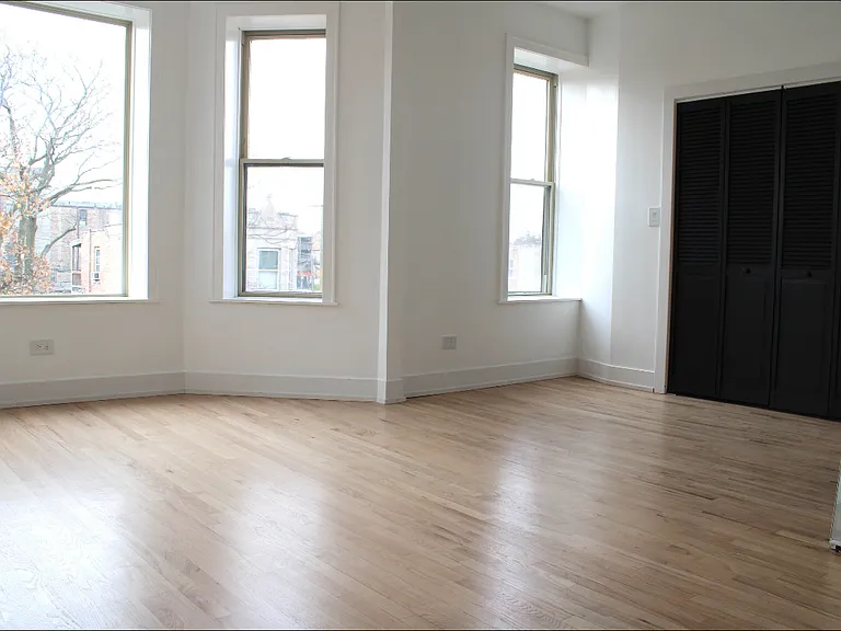 3660 W Grenshaw St #3 — Photo 10