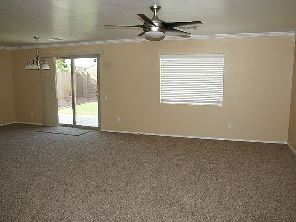 3rd image of 9174 Mackanos Ave