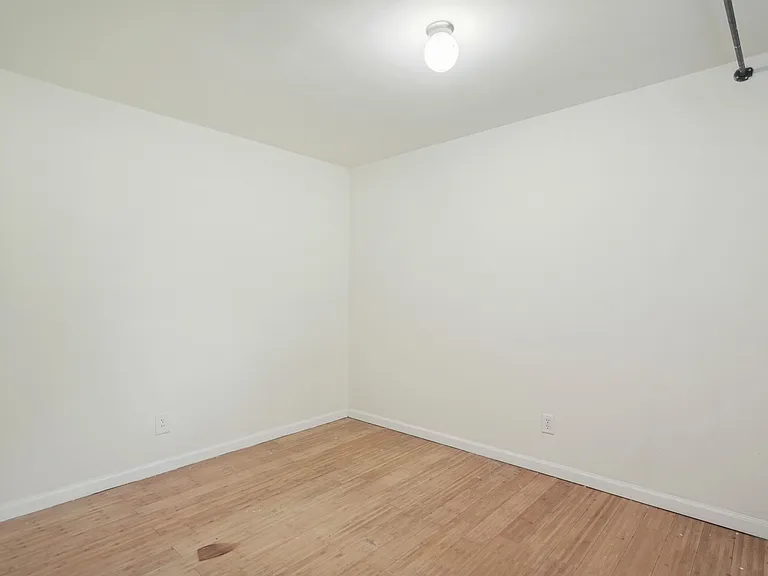 1616 Willington St #1 — Photo 14