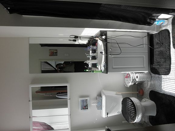5th image of 1011 Chestnut St Unit 1002W