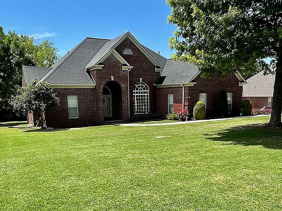 2nd image of 3765 Cypress Plantation Dr