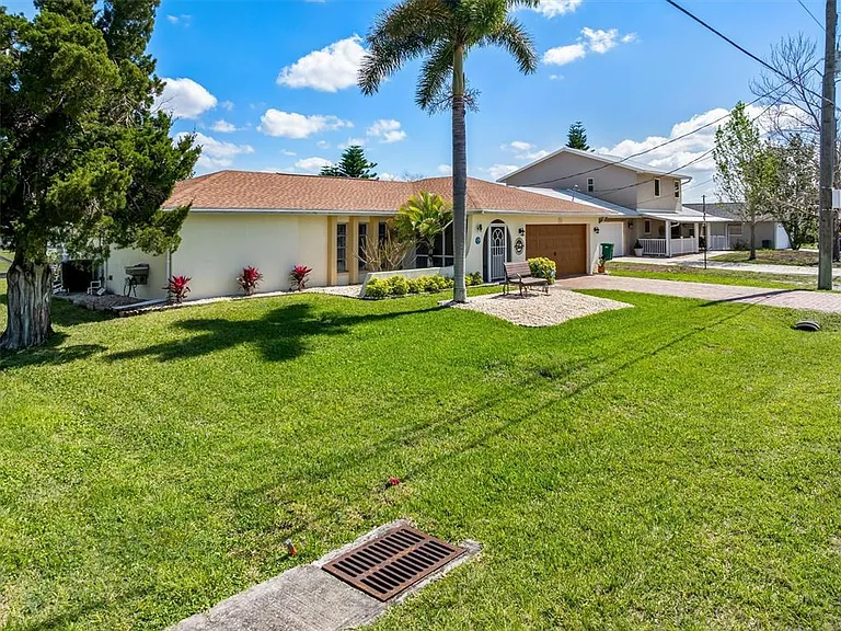 2220 Broad Ranch Dr — Photo 13