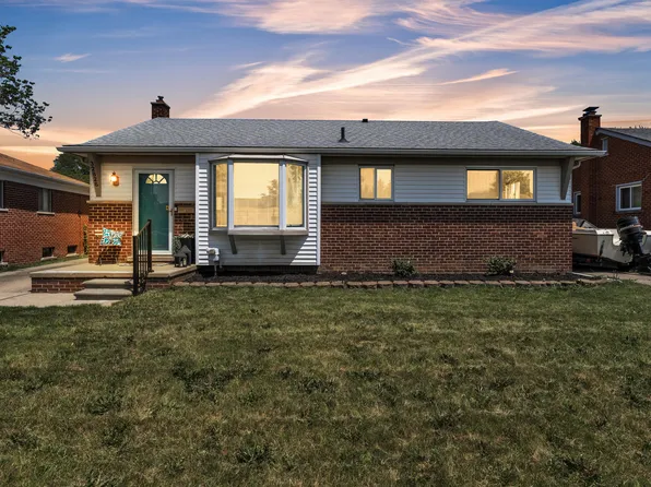 32826 Benson Dr, Westland, MI 48185
