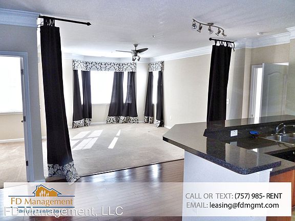 5th image of 708 Windy Way Unit 210