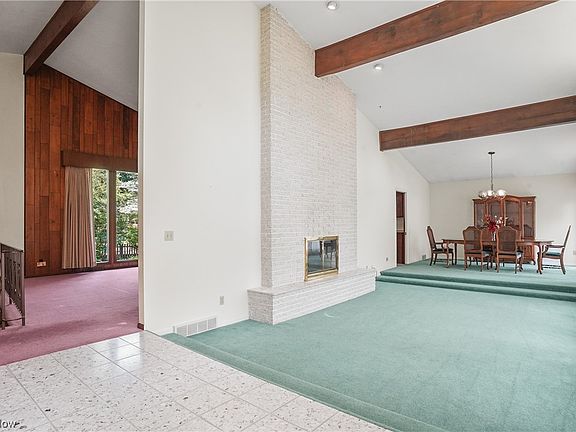 5th image of 23295 Horseshoe Blvd