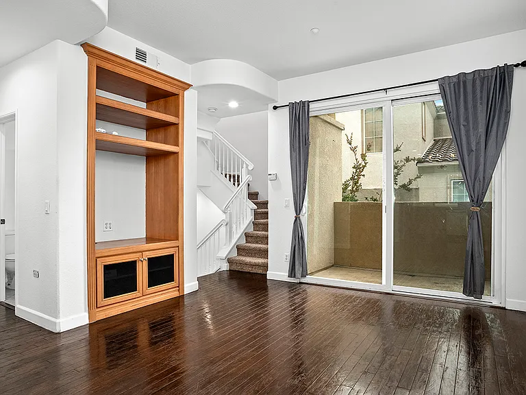 644 Hatfield Dr — Photo 13