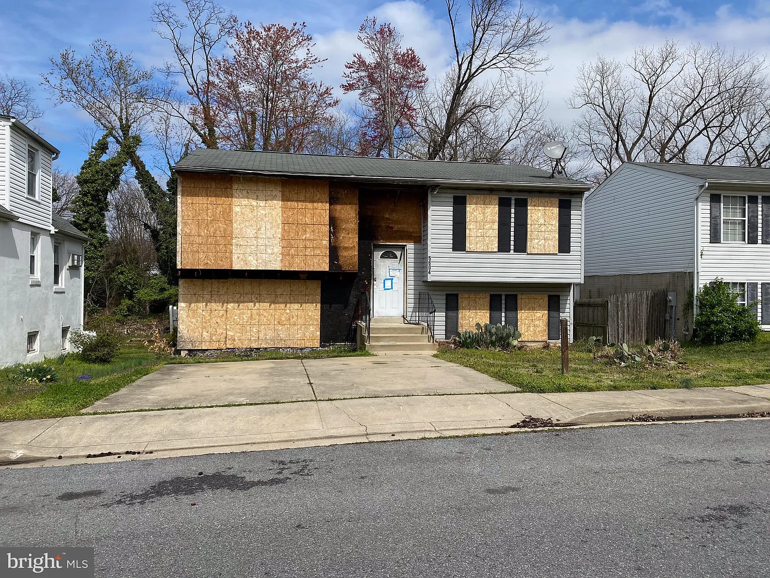 5604 Kolb St photo 1
