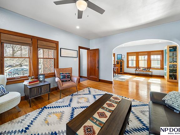 4th image of 1429 N Park Ave
