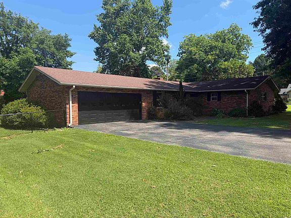 2nd image of 721 Homecrest Dr