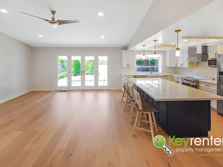 116 Corral Cir — Photo 11