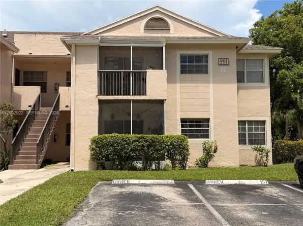 891 Cypress Park Way #P6, Pompano Beach, FL 33064