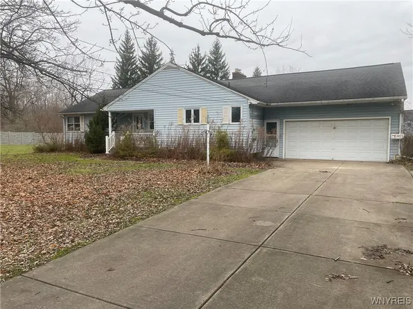 204 Tonawanda Creek Rd, Amherst, NY 14228