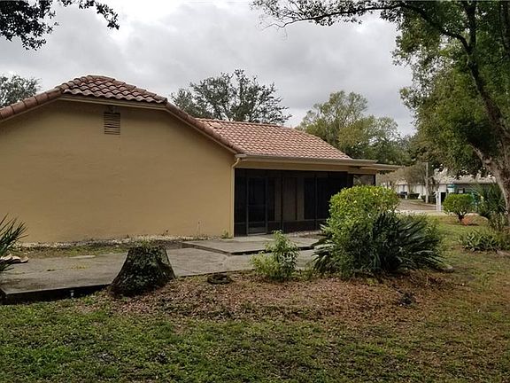 3rd image of 9108 Pebble Creek Dr