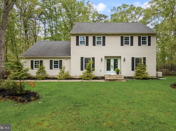 1 Sturbridge Ct, Medford, NJ 08055