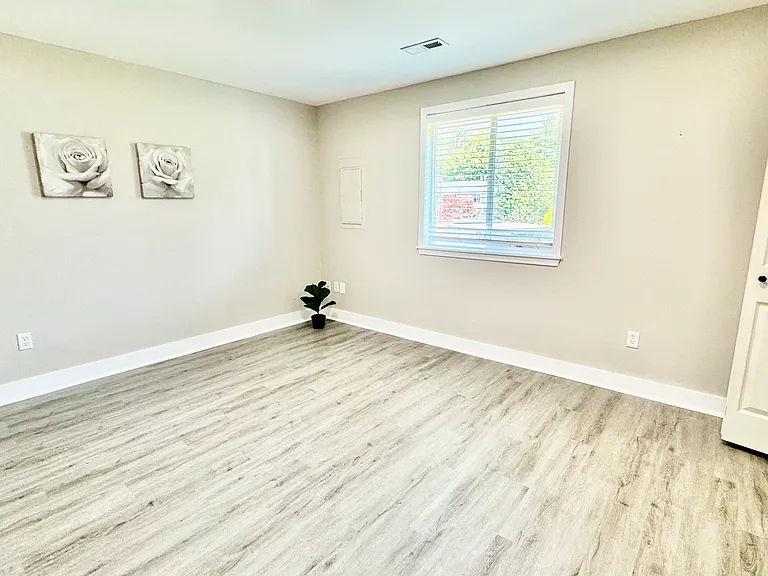 4511 S Donald Ct — Photo 21
